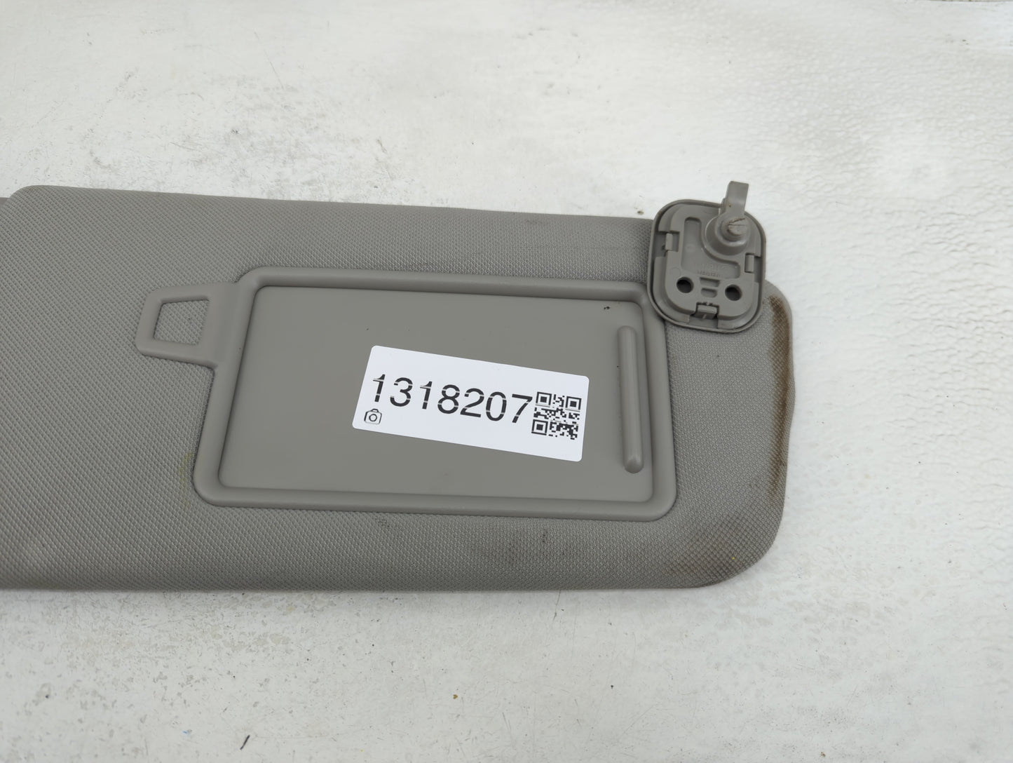 2019-2021 Hyundai Santa Fe Sun Visor Shade Replacement Passenger Right Mirror Fits Fits 2019 2020 2021 OEM Used Auto Parts -