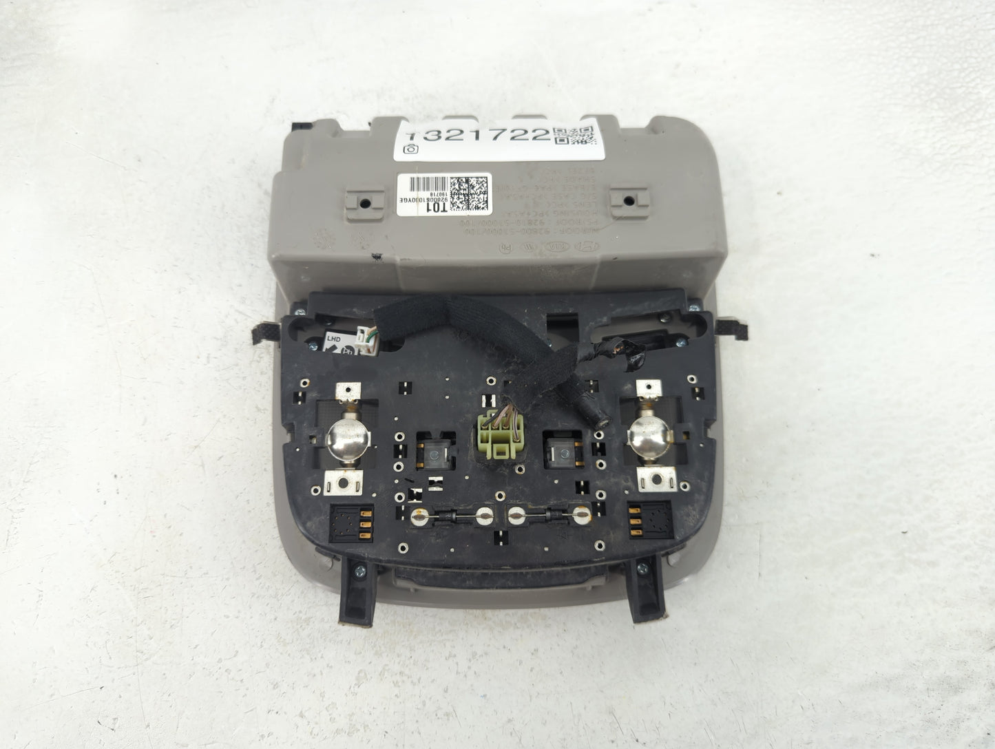 2020 Hyundai Santa Fe Overhead Roof Console - Oemusedautoparts1.com