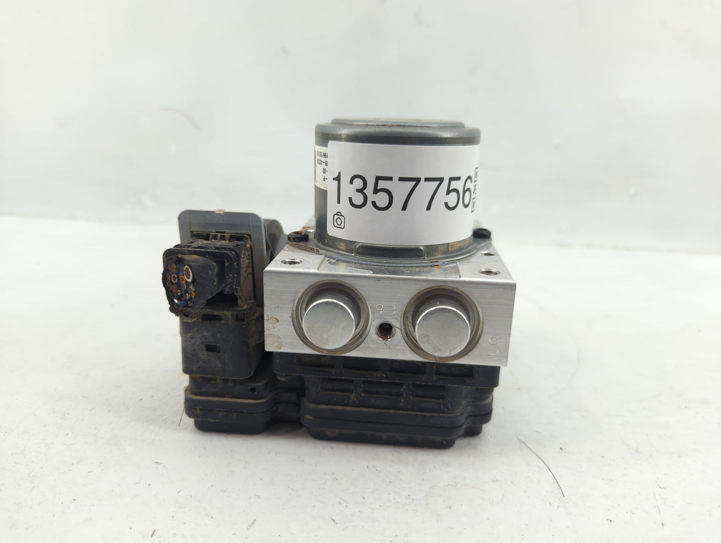2019-2020 Hyundai Santa Fe ABS Pump Control Module Replacement P/N:58900-S2600 Fits Fits 2019 2020 OEM Used Auto Parts - Oem