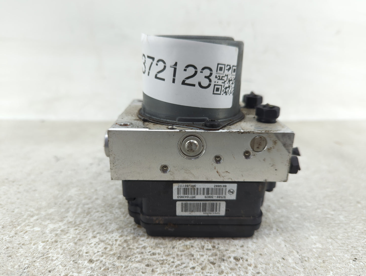 2019-2020 Hyundai Santa Fe ABS Pump Control Module Replacement P/N:58900-S2550 Fits Fits 2019 2020 OEM Used Auto Parts - Oem
