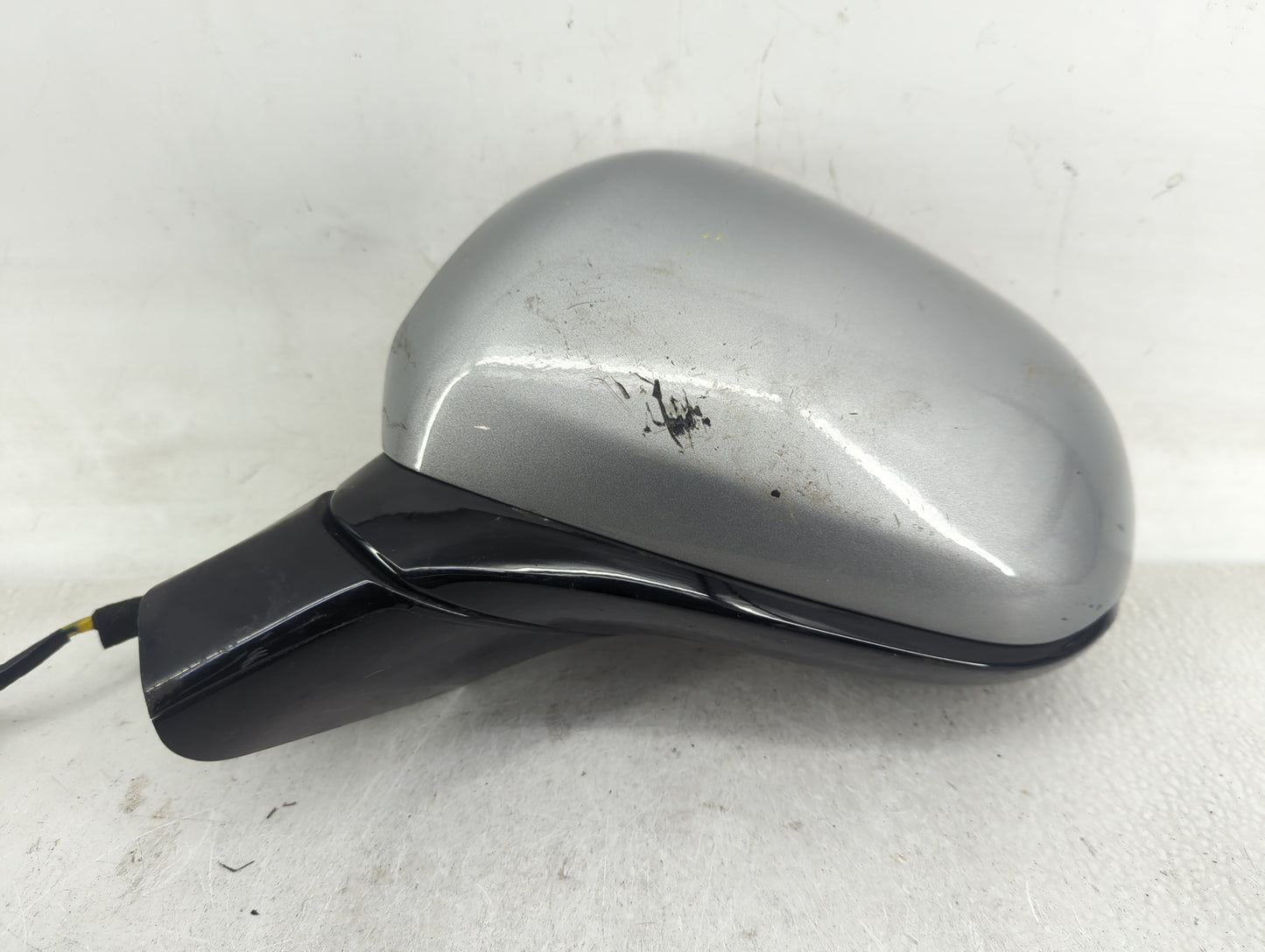 2020 Hyundai Santa Fe Driver Side View Mirror - Left Door Mirror OEM Used - Oemusedautoparts1.com