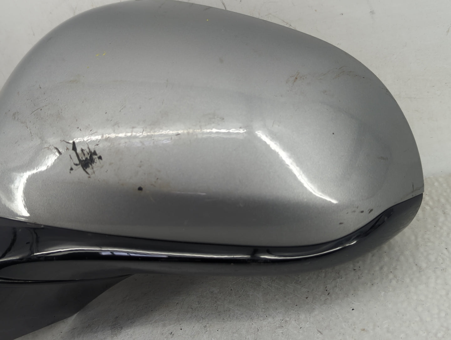 2020 Hyundai Santa Fe Driver Side View Mirror - Left Door Mirror OEM Used - Oemusedautoparts1.com