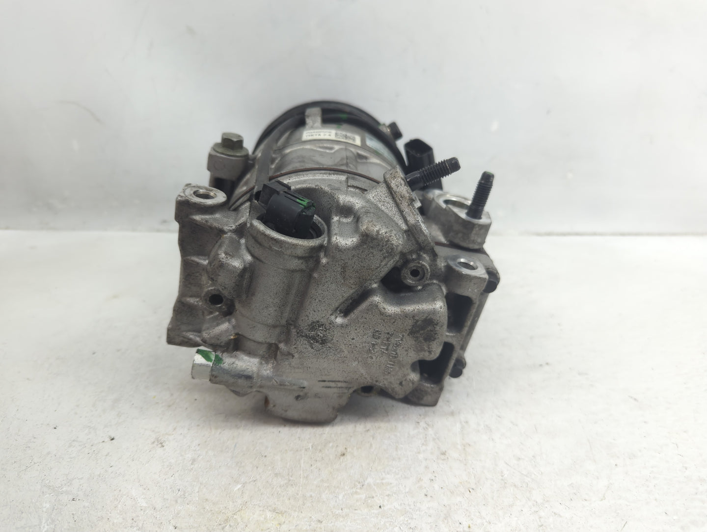 2019-2020 Hyundai Santa Fe Air Conditioning A/c Ac Compressor Oem - Oemusedautoparts1.com