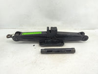 2020 Hyundai Santa Fe Spare Scissor Car Jack - Oemusedautoparts1.com