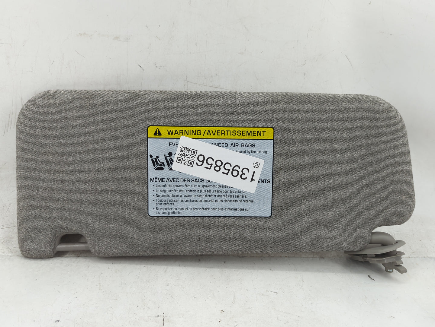 2019-2021 Hyundai Santa Fe Sun Visor Shade Replacement Driver Left Mirror Fits Fits 2019 2020 2021 OEM Used Auto Parts - Oem