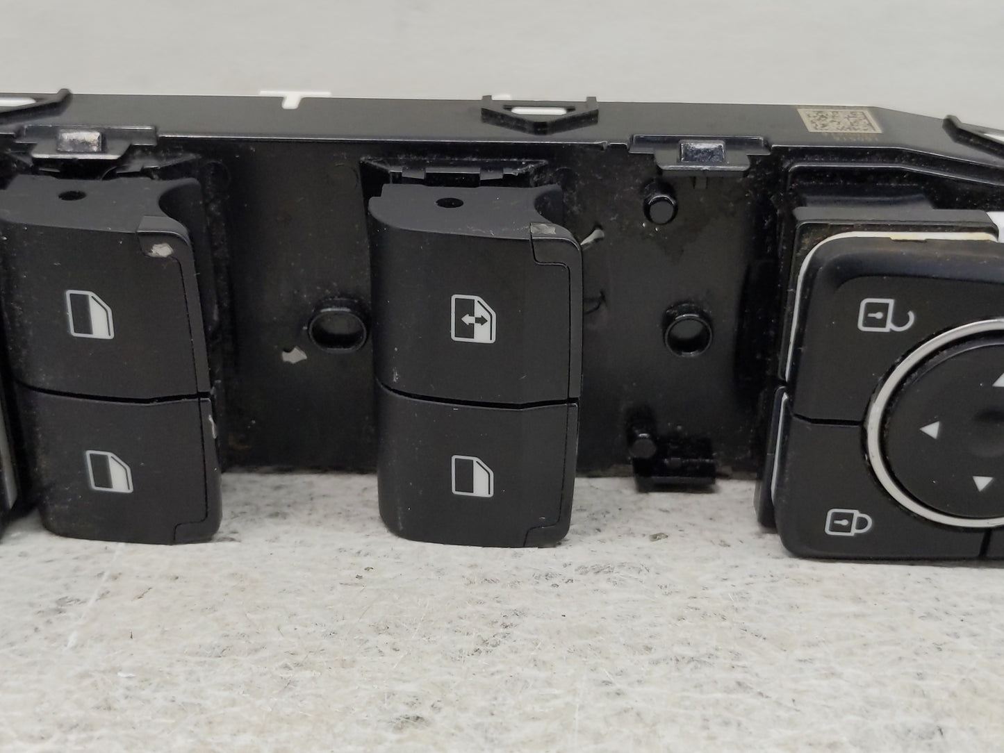 2019-2020 Hyundai Santa Fe Master Power Window Switch Replacement Driver Side Left P/N:93571S1050NNB Fits Fits 2019 2020 OEM