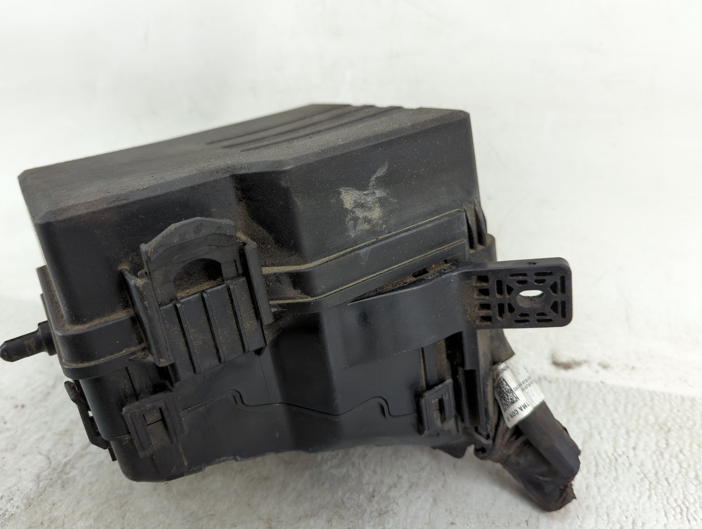 2019-2020 Hyundai Santa Fe Fusebox Fuse Box Panel Relay Module Fits Fits 2019 2020 OEM Used Auto Parts - Oemusedautoparts1.c