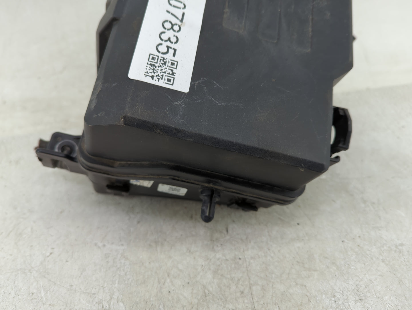2019-2020 Hyundai Santa Fe Fusebox Fuse Box Panel Relay Module Fits Fits 2019 2020 OEM Used Auto Parts - Oemusedautoparts1.c