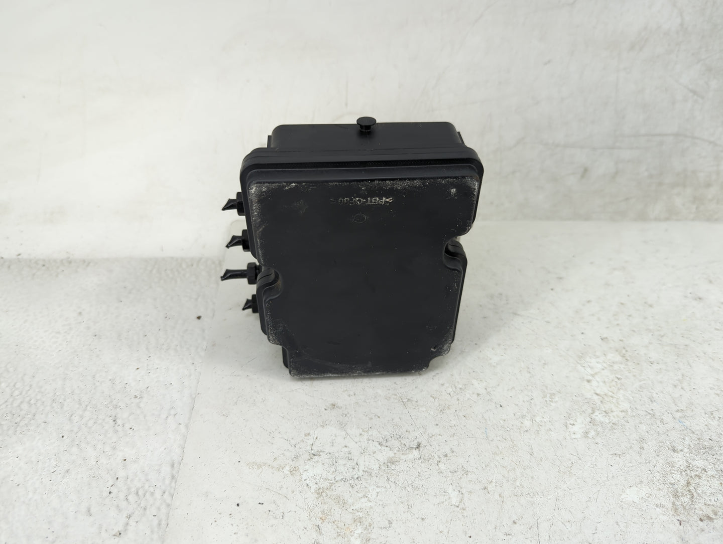 2019-2020 Hyundai Santa Fe ABS Pump Control Module Replacement P/N:58900-S2650 61589-43200 Fits Fits 2019 2020 OEM Used Auto
