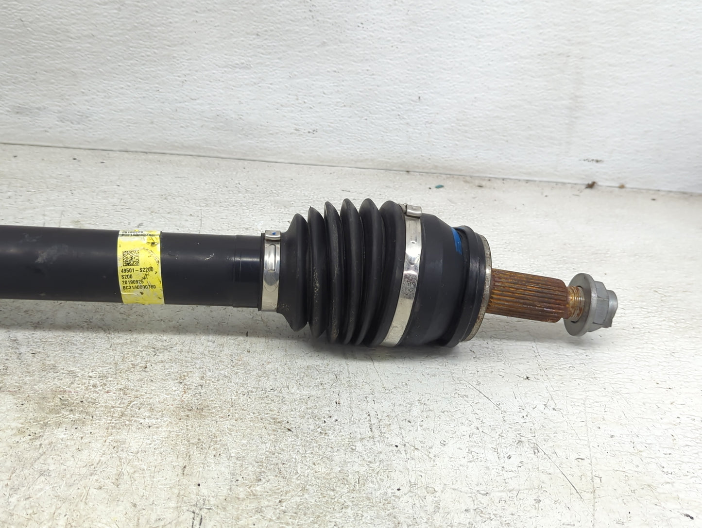 2019-2020 Hyundai Santa Fe Axle Shaft Front Passenger Cv C/v - Oemusedautoparts1.com