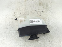 2019 Hyundai Santa Fe Radiator Coolant Overflow Expansion Tank Bottle 1432024 - Oemusedautoparts1.com