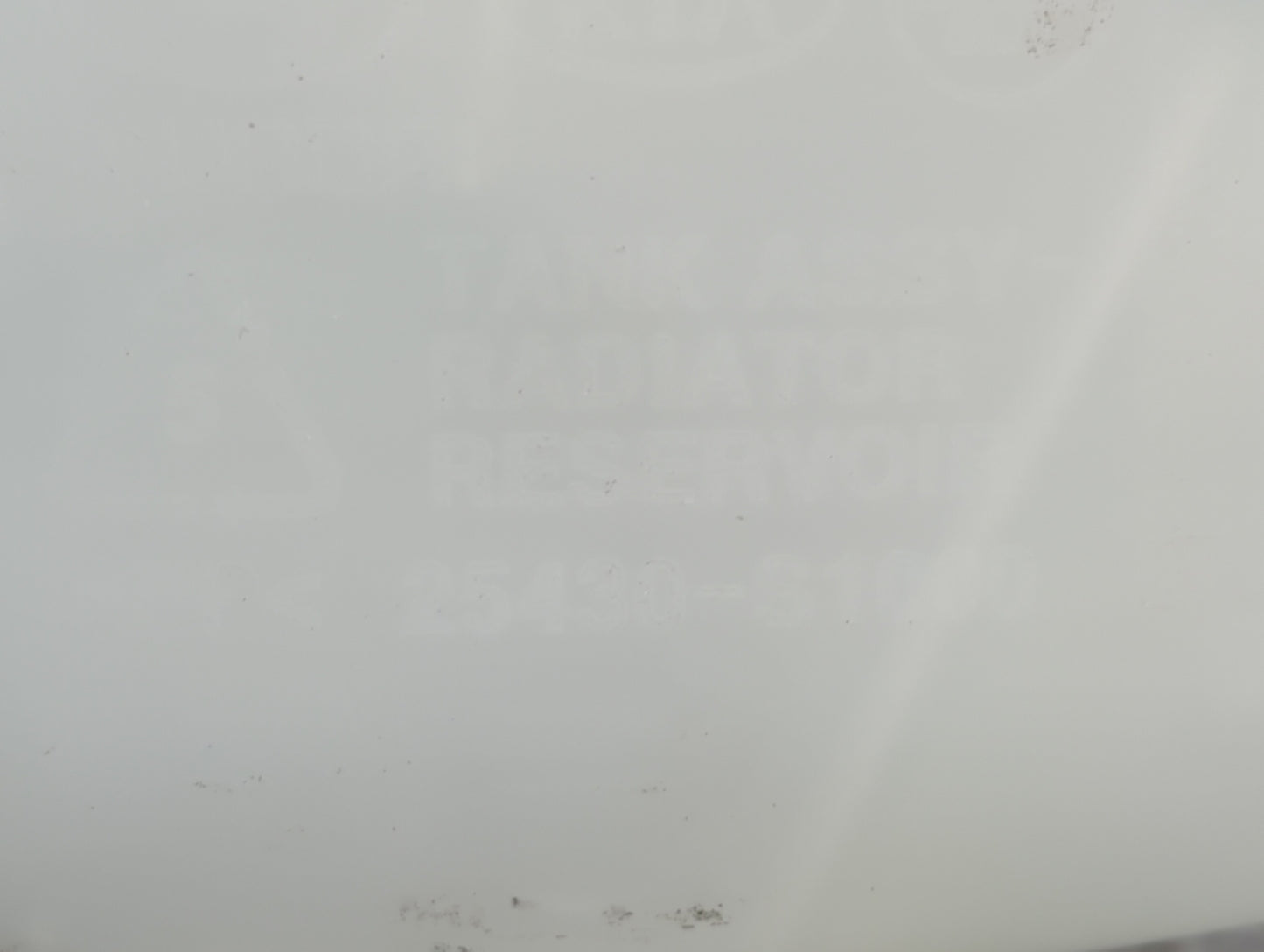 2019 Hyundai Santa Fe Radiator Coolant Overflow Expansion Tank Bottle 1432024 - Oemusedautoparts1.com