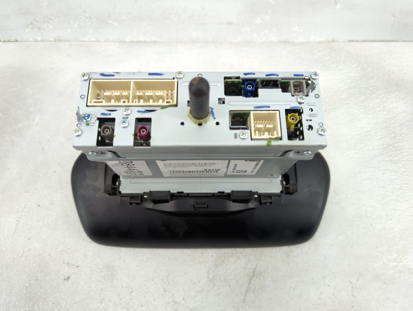 2019-2020 Hyundai Santa Fe Radio AM FM Cd Player Receiver Replacement P/N:96160-S2320VCS ADC40S2AN Fits Fits 2019 2020 OEM U