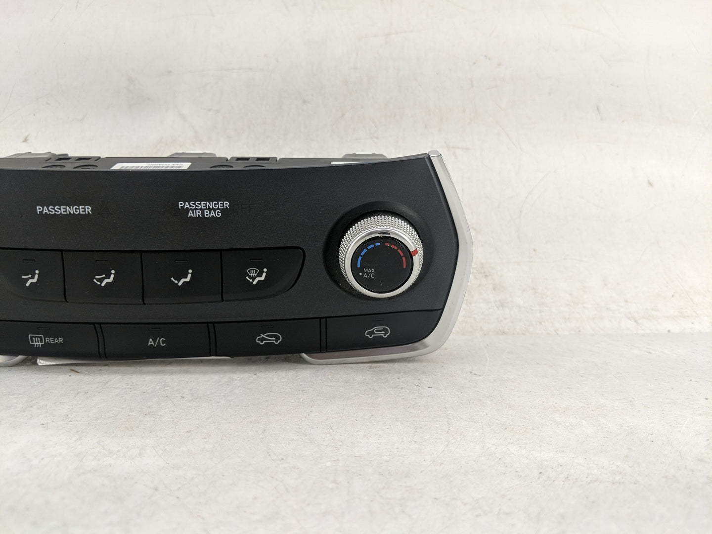 2020 Hyundai Santa Fe Climate Control Module Temperature AC/Heater Replacement P/N:97250-S2AA1 Fits OEM Used Auto Parts - Oe
