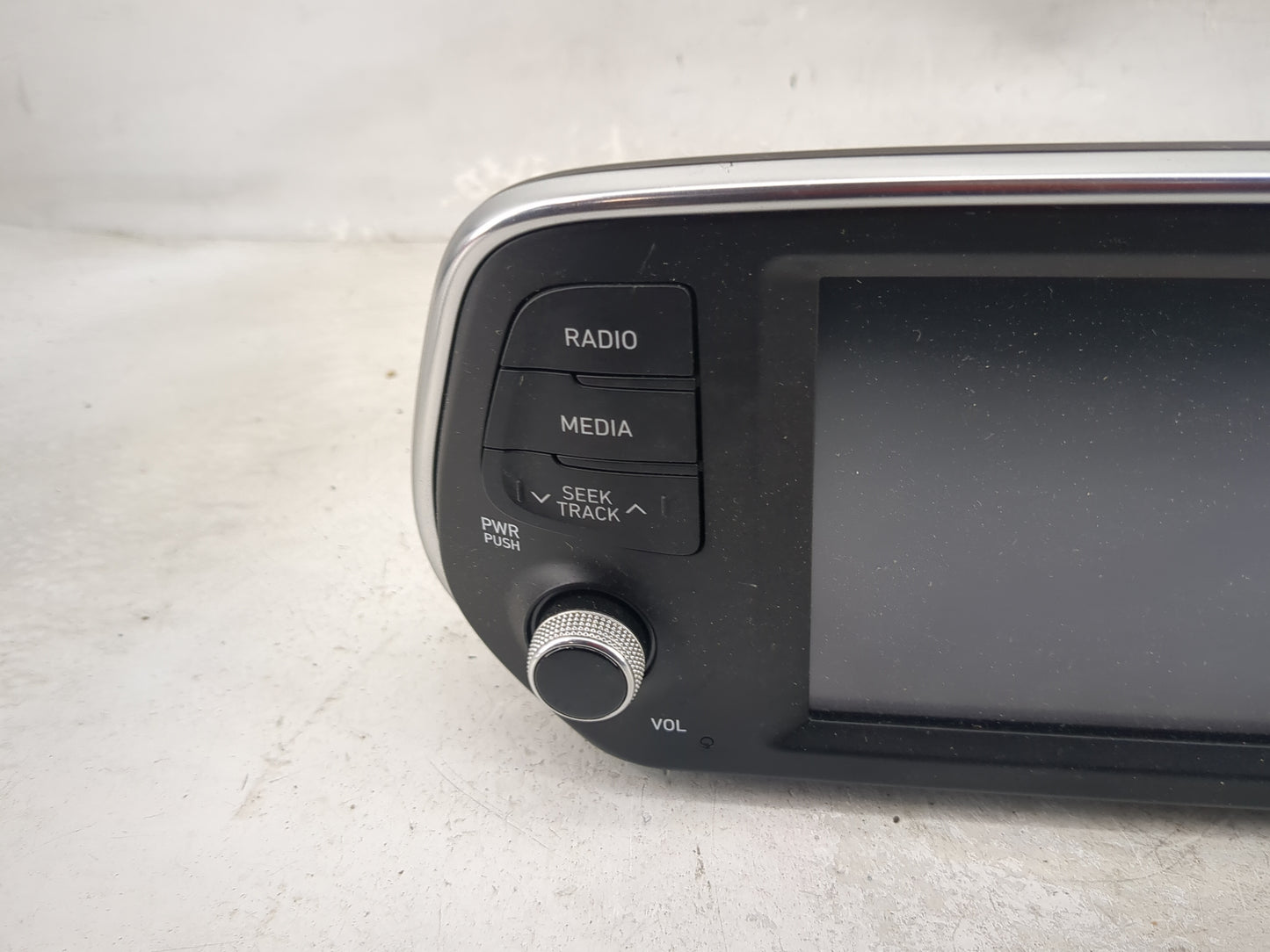 2019-2020 Hyundai Santa Fe Radio AM FM Cd Player Receiver Replacement P/N:96160-S2320VCS ADC40S2AN Fits Fits 2019 2020 OEM U