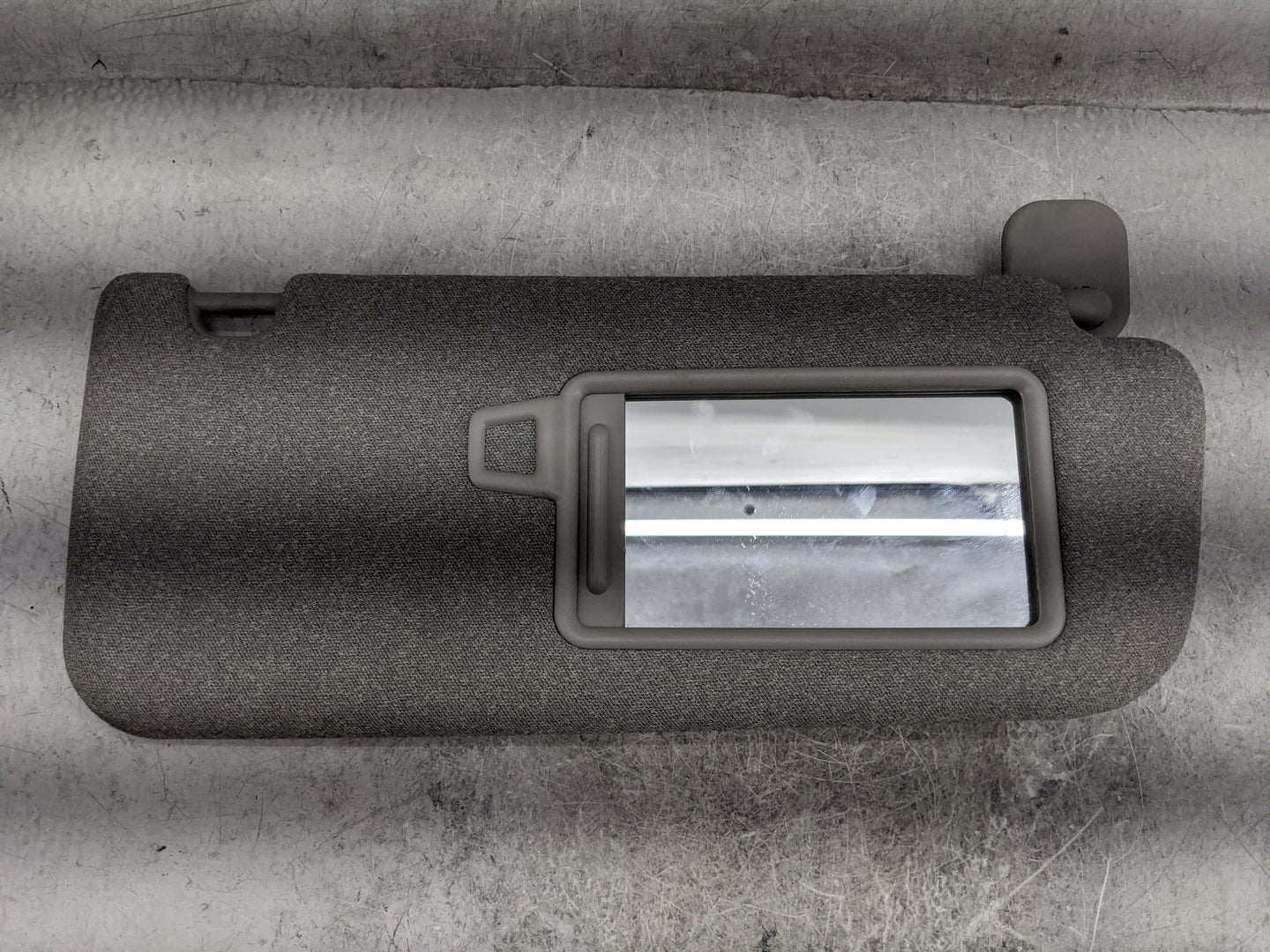 2019-2021 Hyundai Santa Fe Sun Visor Shade Replacement Passenger Right Mirror Fits Fits 2019 2020 2021 OEM Used Auto Parts -