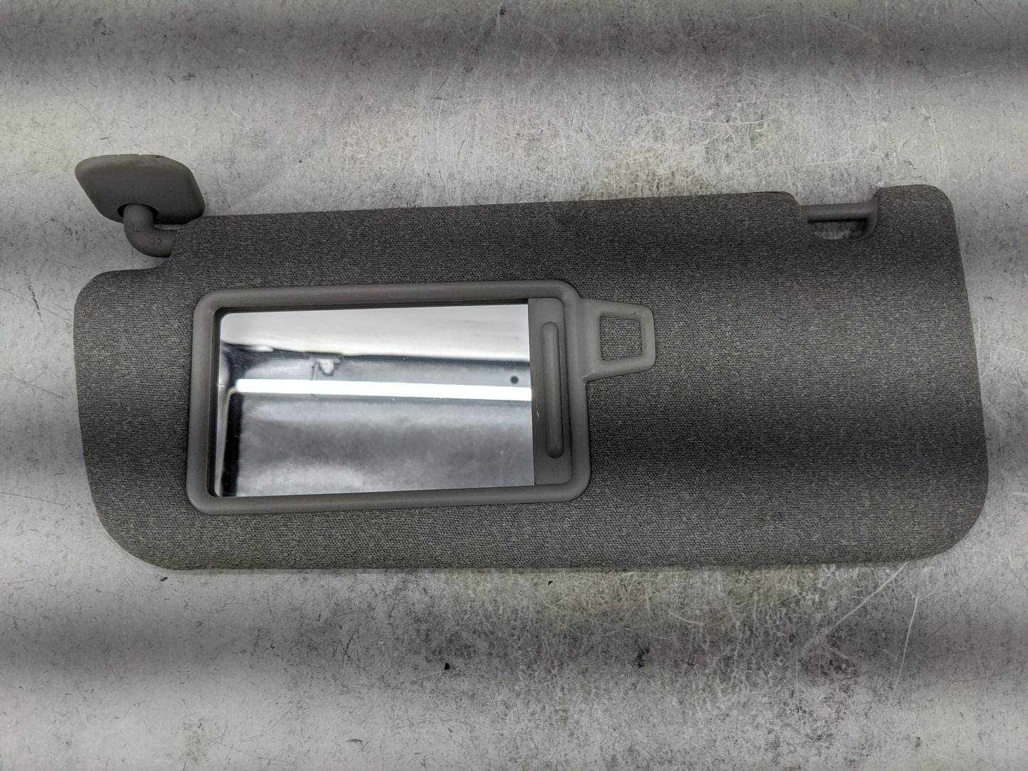 2019-2021 Hyundai Santa Fe Sun Visor Shade Replacement Driver Left Mirror Fits Fits 2019 2020 2021 OEM Used Auto Parts - Oem