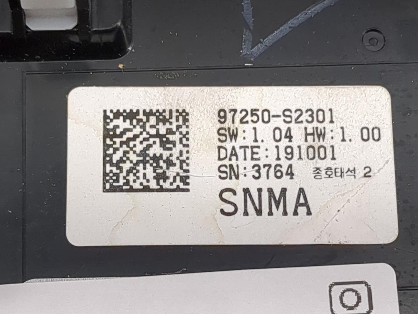 2020 Hyundai Santa Fe Climate Control Module Temperature AC/Heater Replacement P/N:97250-S2301 Fits OEM Used Auto Parts - Oe