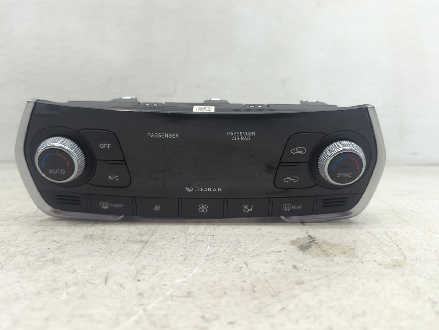 2020 Hyundai Santa Fe Climate Control Module Temperature AC/Heater Replacement P/N:97250-S2301 Fits OEM Used Auto Parts - Oe