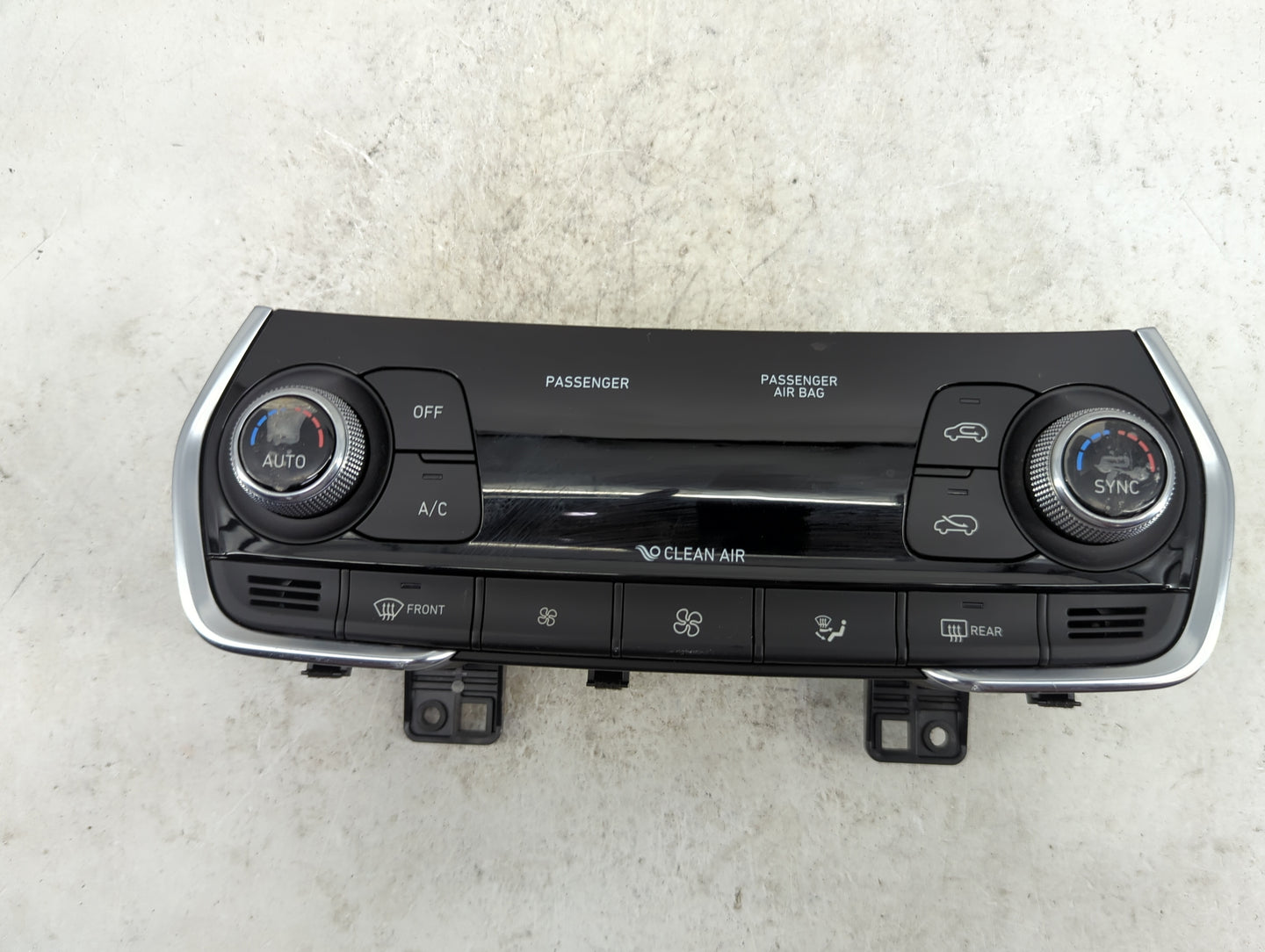 2020 Hyundai Santa Fe Climate Control Module Temperature AC/Heater Replacement P/N:97250-S2301 Fits OEM Used Auto Parts - Oe