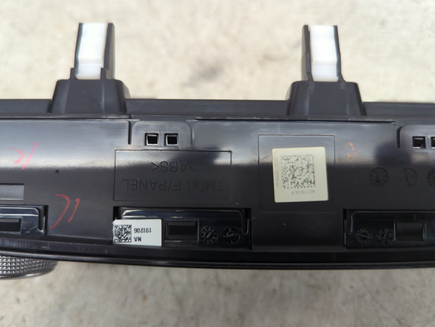 2020 Hyundai Santa Fe Climate Control Module Temperature AC/Heater Replacement P/N:97250-S2301 97250-S1MA, 97250-S2XXX Fits 