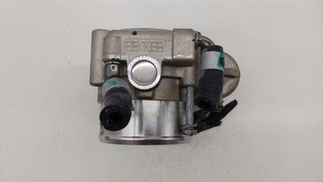 2020 Hyundai Santa Fe Throttle Body P/N:35100-2G600 Fits Fits 2015 2016 2017 2018 2019 OEM Used Auto Parts