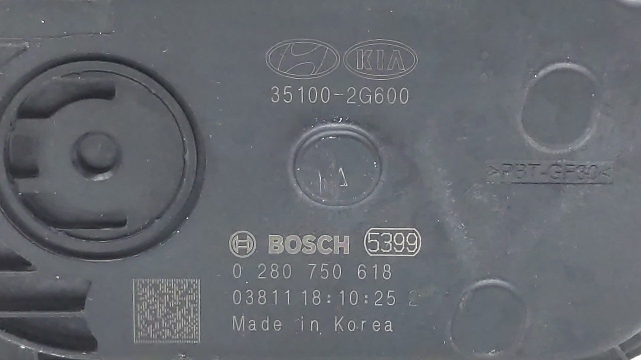 2020 Hyundai Santa Fe Throttle Body P/N:35100-2G600 Fits Fits 2015 2016 2017 2018 2019 OEM Used Auto Parts - Oemusedautopart