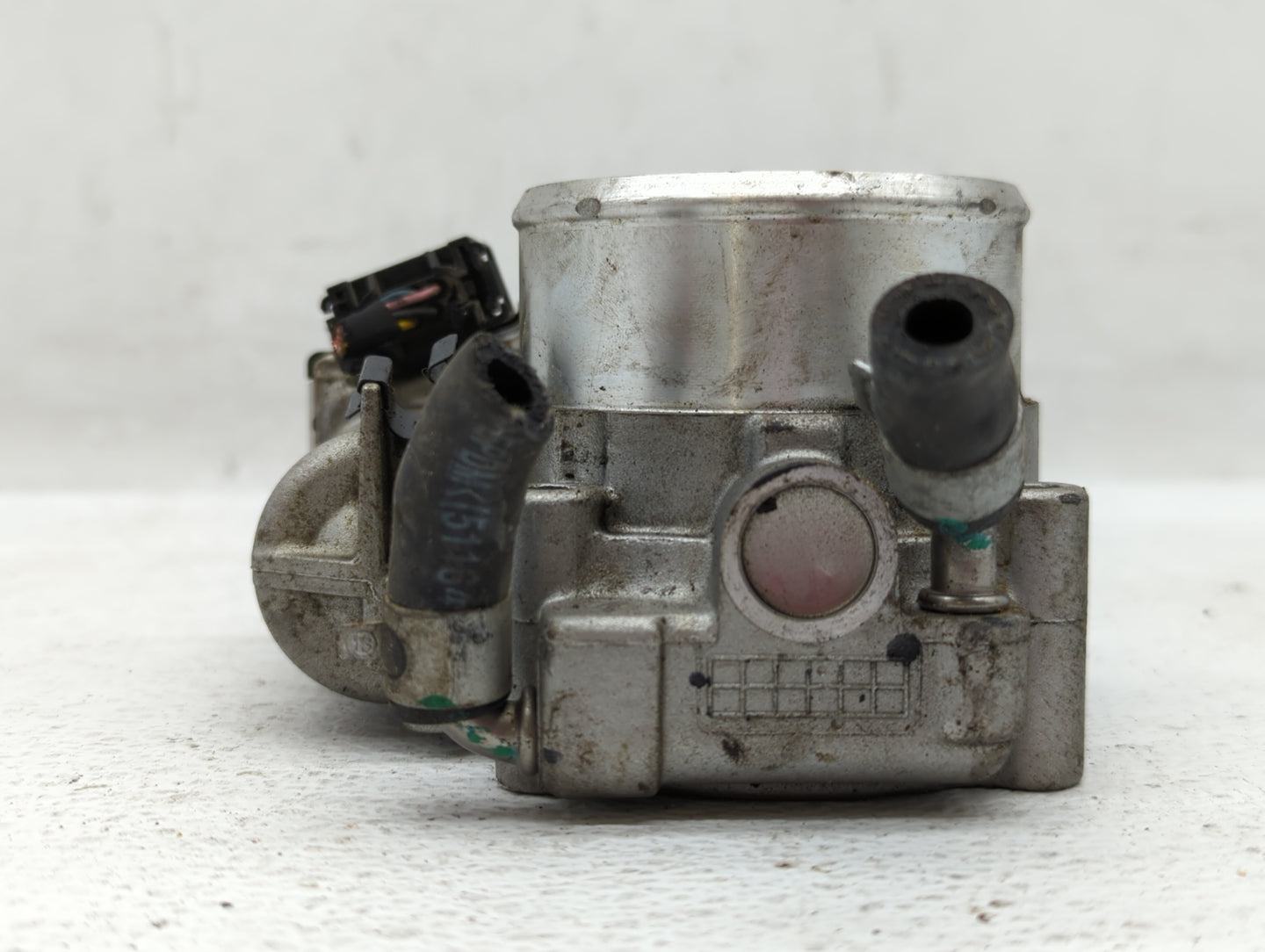 2019-2020 Hyundai Santa Fe Throttle Body P/N:35100-2G600 Fits Fits 2015 2016 2017 2018 2019 2020 2021 OEM Used Auto Parts - 
