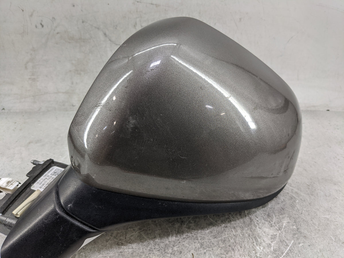 2020-2021 Hyundai Santa Fe Driver Side View Mirror - Left Door Mirror OEM Used - Oemusedautoparts1.com
