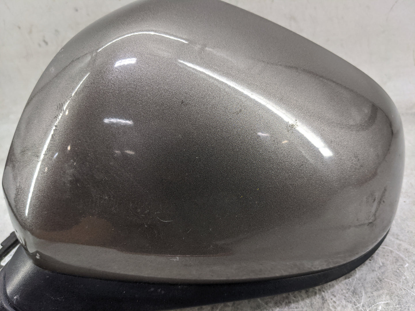 2020-2021 Hyundai Santa Fe Driver Side View Mirror - Left Door Mirror OEM Used - Oemusedautoparts1.com