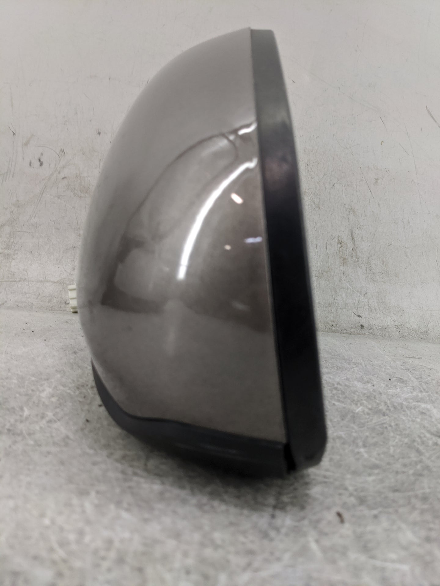 2020-2021 Hyundai Santa Fe Driver Side View Mirror - Left Door Mirror OEM Used - Oemusedautoparts1.com
