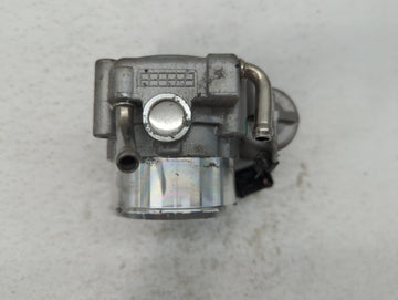 2019-2020 Hyundai Santa Fe Throttle Body P/N:35100-2G600 Fits Fits 2015 2016 2017 2018 2019 2020 2021 OEM Used Auto Parts