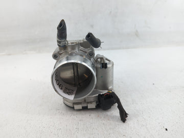 2019-2020 Hyundai Santa Fe Throttle Body P/N:35100-2G600 Fits Fits 2015 2016 2017 2018 2019 2020 2021 OEM Used Auto Parts - 