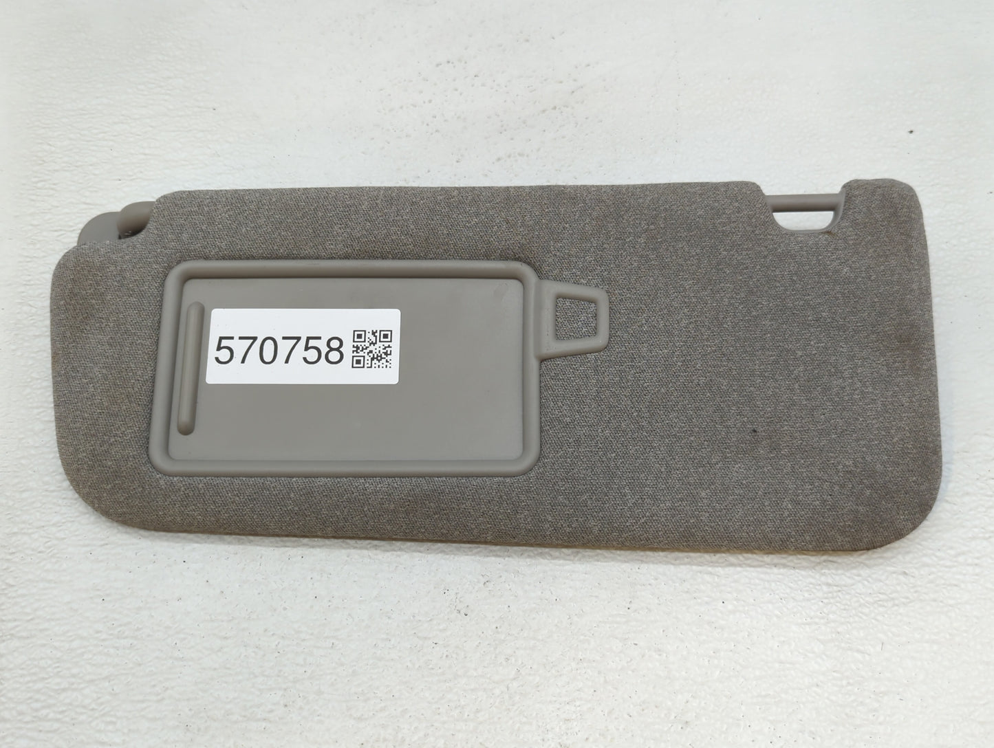 2019-2021 Hyundai Santa Fe Sun Visor Shade Replacement Passenger Right Mirror Fits Fits 2019 2020 2021 OEM Used Auto Parts -