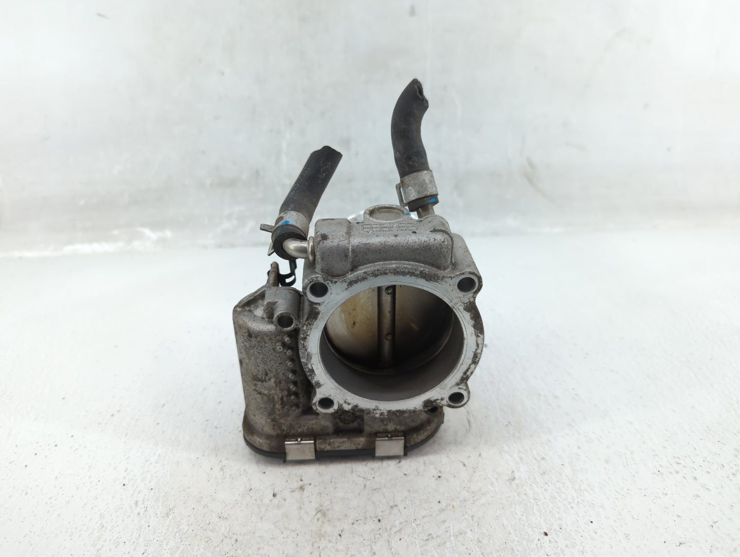 2019-2020 Hyundai Santa Fe Throttle Body P/N:35100-2G600 Fits Fits 2015 2016 2017 2018 2019 2020 2021 OEM Used Auto Parts - 