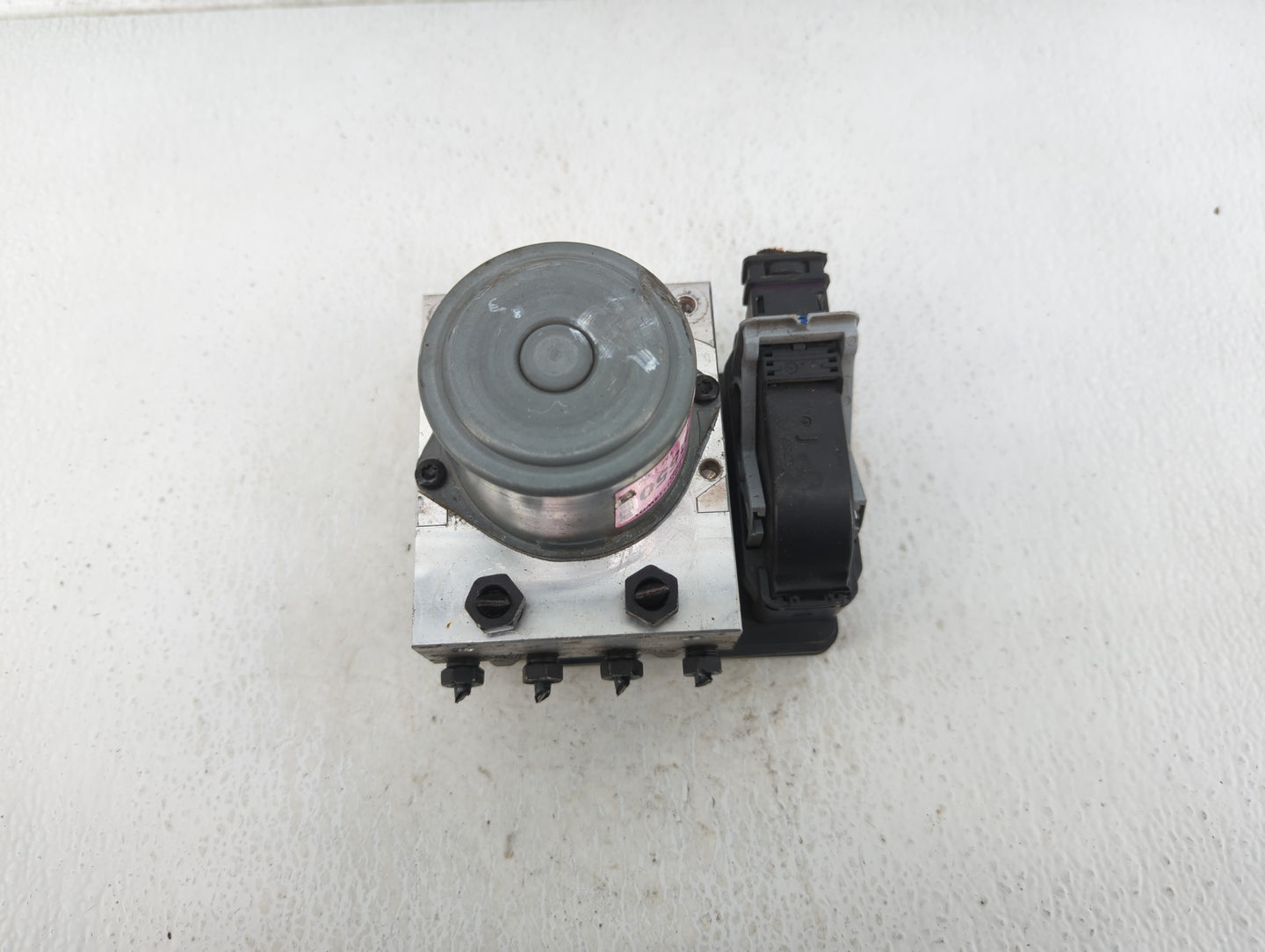 2019-2020 Hyundai Santa Fe ABS Pump Control Module Replacement P/N:S2589-20860 58910-S2550 Fits Fits 2019 2020 OEM Used Auto