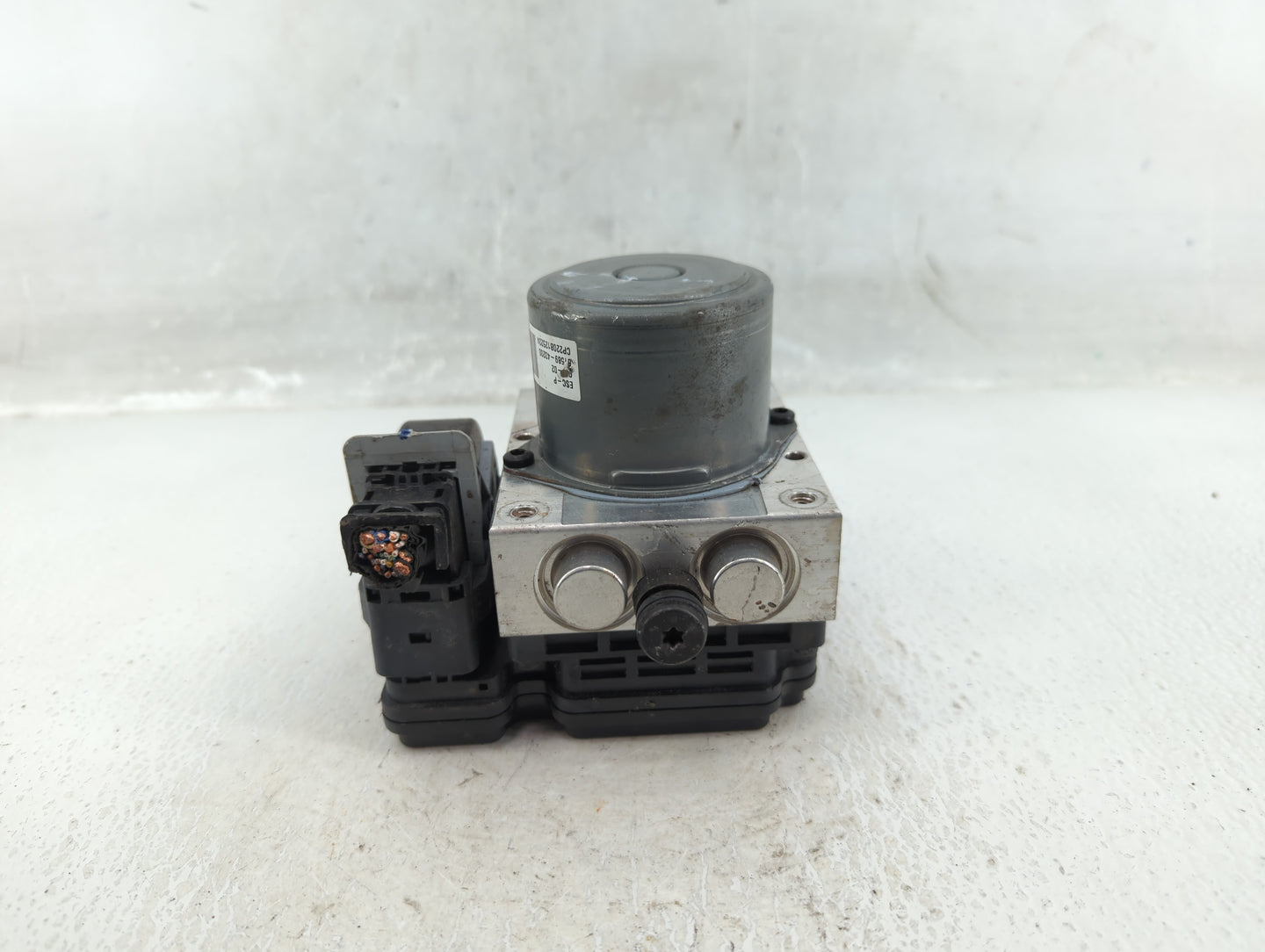 2019-2020 Hyundai Santa Fe ABS Pump Control Module Replacement P/N:S2589-20860 58910-S2550 Fits Fits 2019 2020 OEM Used Auto