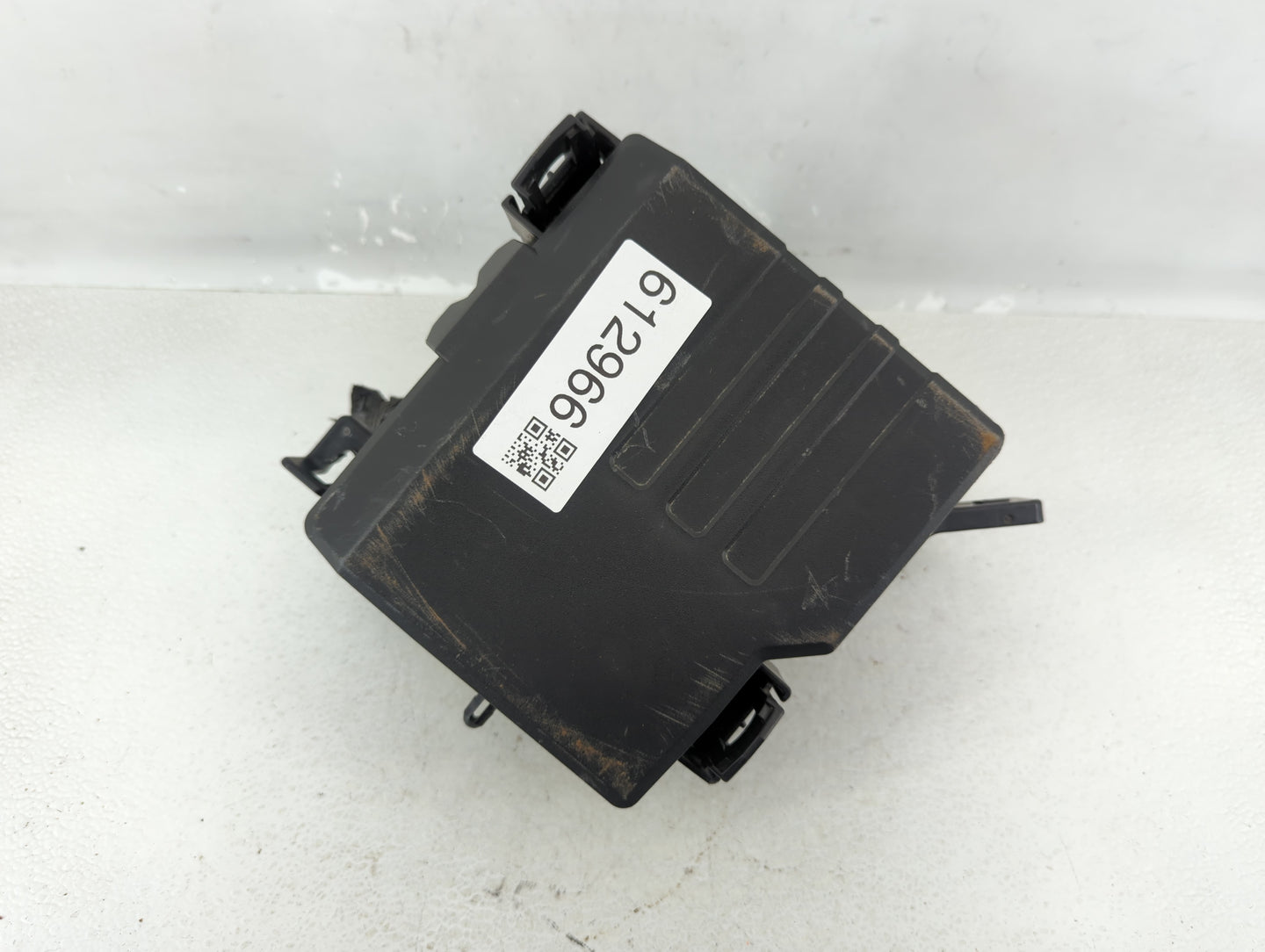 2019-2020 Hyundai Santa Fe Fusebox Fuse Box Panel Relay Module P/N:91956-S2021 Fits Fits 2019 2020 OEM Used Auto Parts - Oem