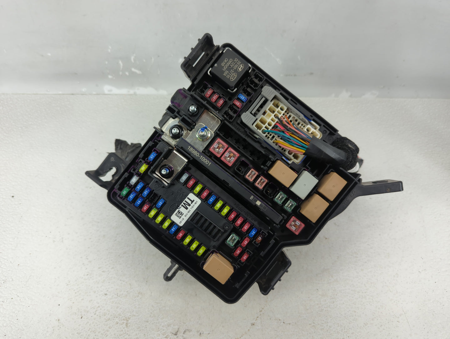 2019-2020 Hyundai Santa Fe Fusebox Fuse Box Panel Relay Module P/N:91956-S2021 Fits Fits 2019 2020 OEM Used Auto Parts - Oem