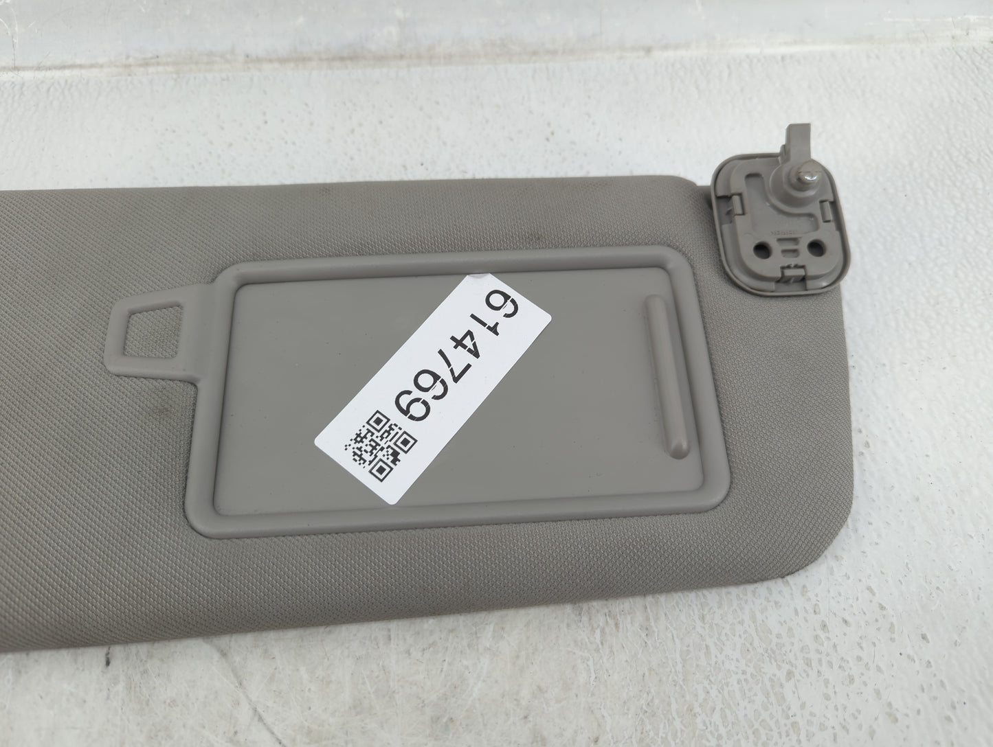 2019-2021 Hyundai Santa Fe Sun Visor Shade Replacement Passenger Right Mirror Fits Fits 2019 2020 2021 OEM Used Auto Parts -