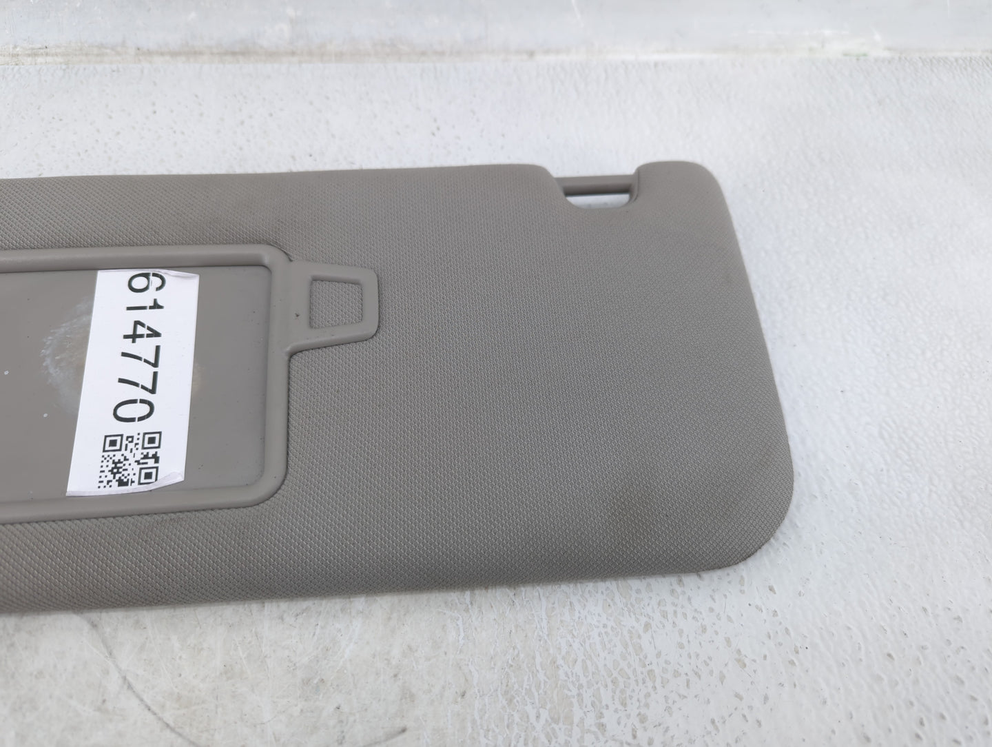 2019-2021 Hyundai Santa Fe Sun Visor Shade Replacement Driver Left Mirror Fits Fits 2019 2020 2021 OEM Used Auto Parts - Oem