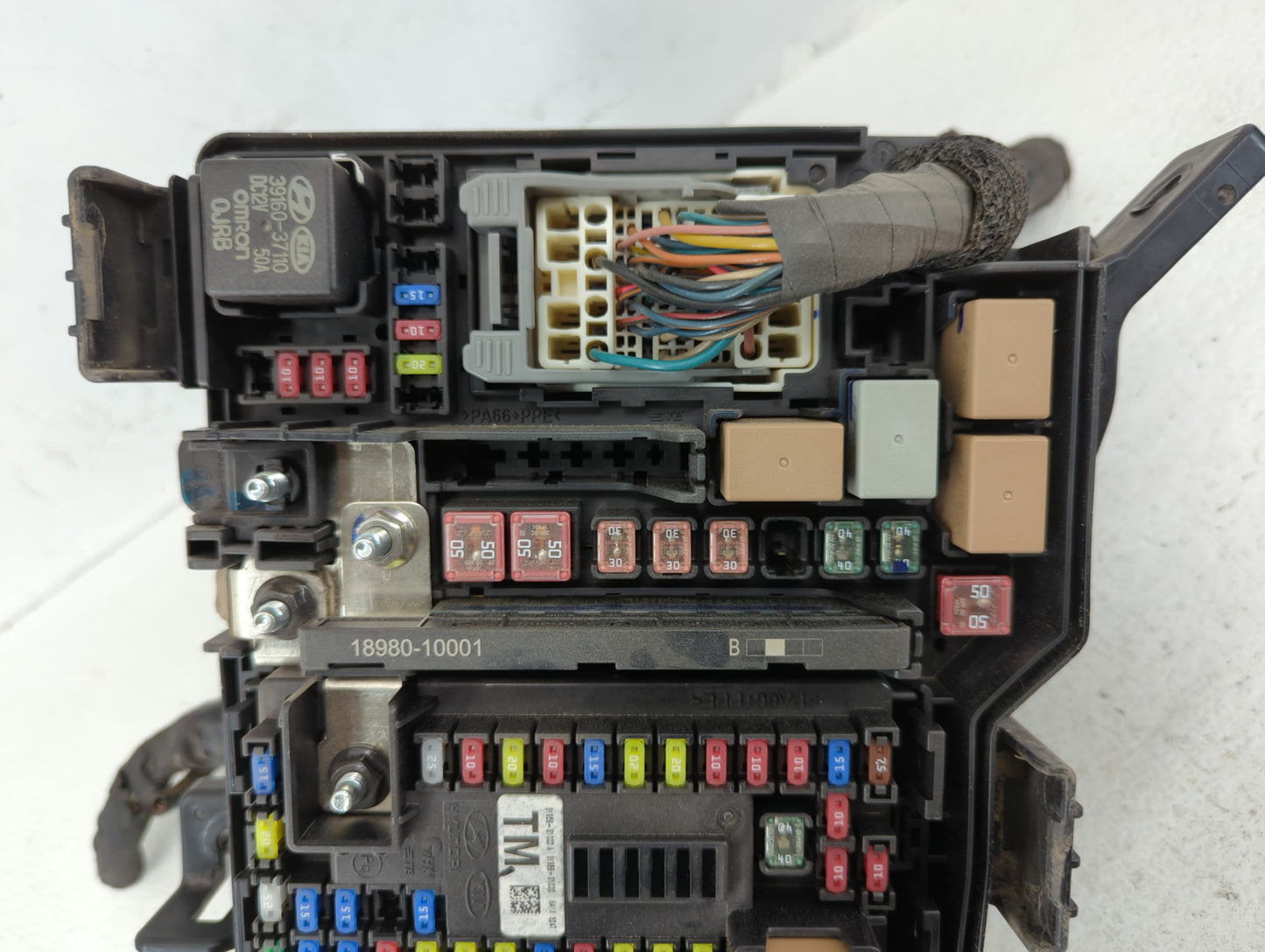 2020 Hyundai Santa Fe Fusebox Fuse Box Panel Relay Module P/N:91956-S2021 Fits OEM Used Auto Parts - Oemusedautoparts1.com