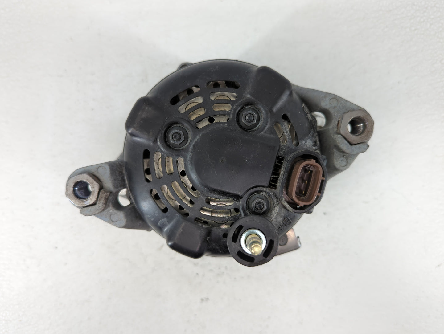 2019-2020 Hyundai Santa Fe Alternator Replacement Generator Charging Assembly Engine OEM P/N:TN104211-8790 37300-2G06 Fits O