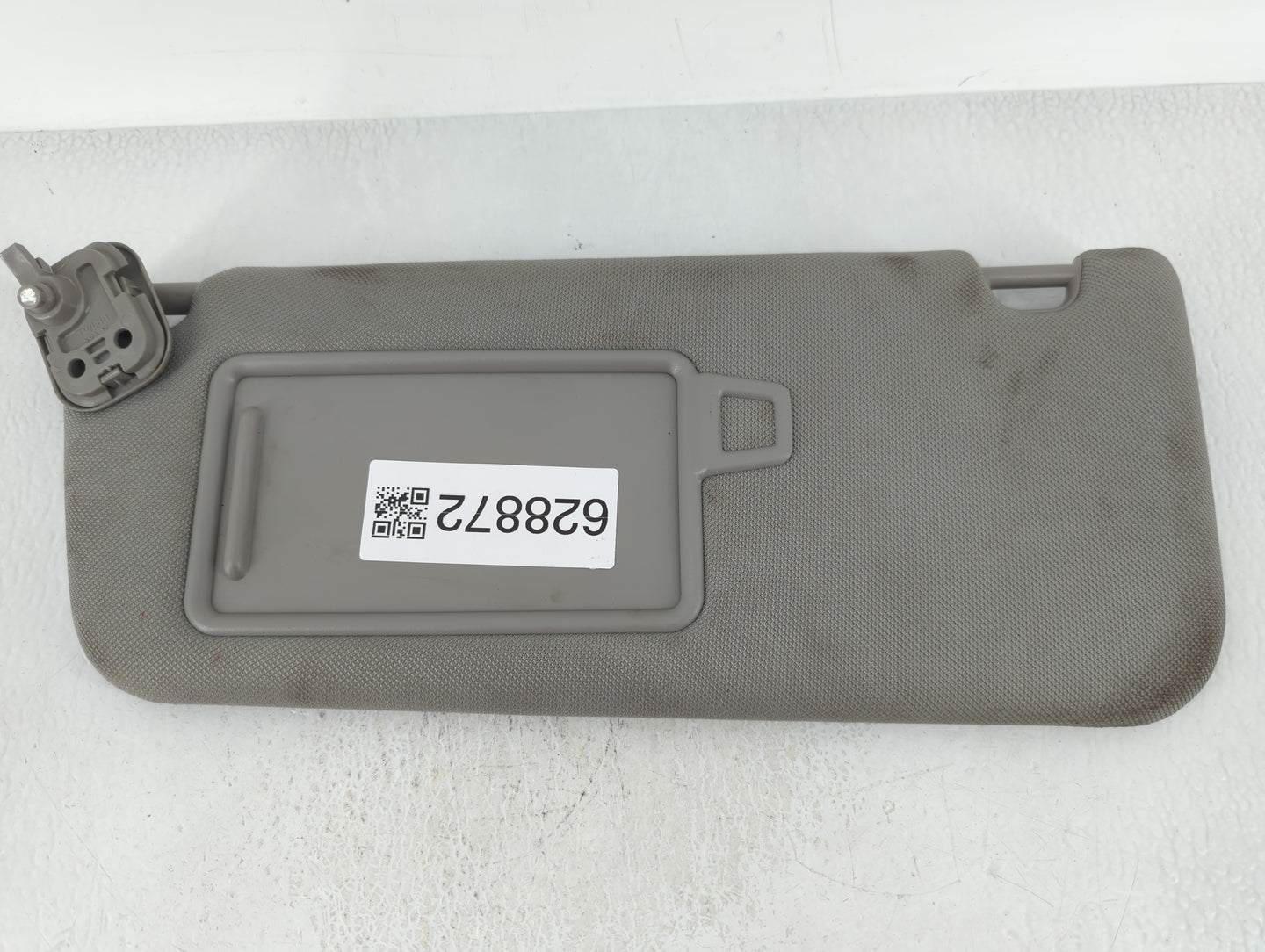 2019-2021 Hyundai Santa Fe Sun Visor Shade Replacement Driver Left Mirror Fits Fits 2019 2020 2021 OEM Used Auto Parts - Oem