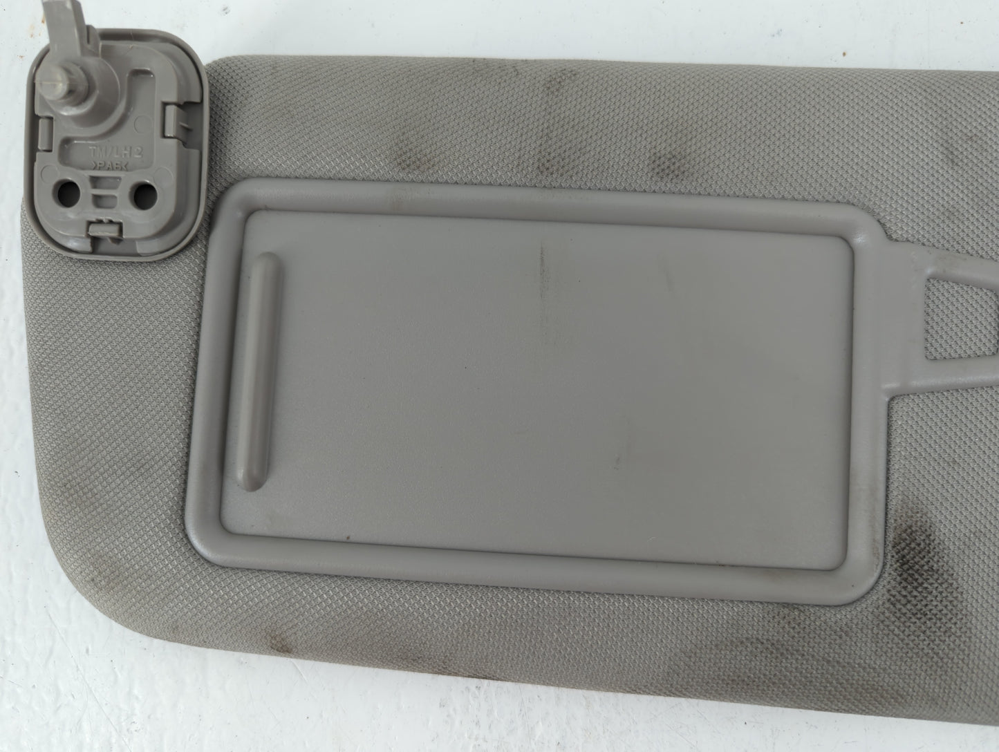 2019-2021 Hyundai Santa Fe Sun Visor Shade Replacement Passenger Right Mirror Fits Fits 2019 2020 2021 OEM Used Auto Parts -