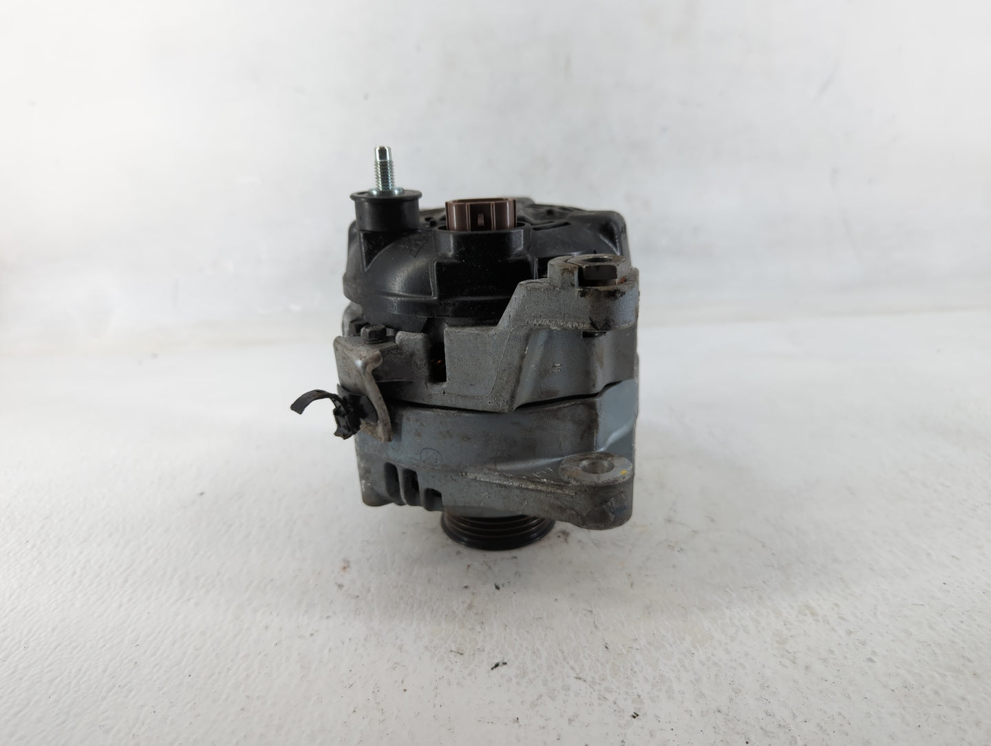 2019-2020 Hyundai Santa Fe Alternator Replacement Generator Charging Assembly Engine OEM P/N:TN104211-8790 37300-2G061 Fits 