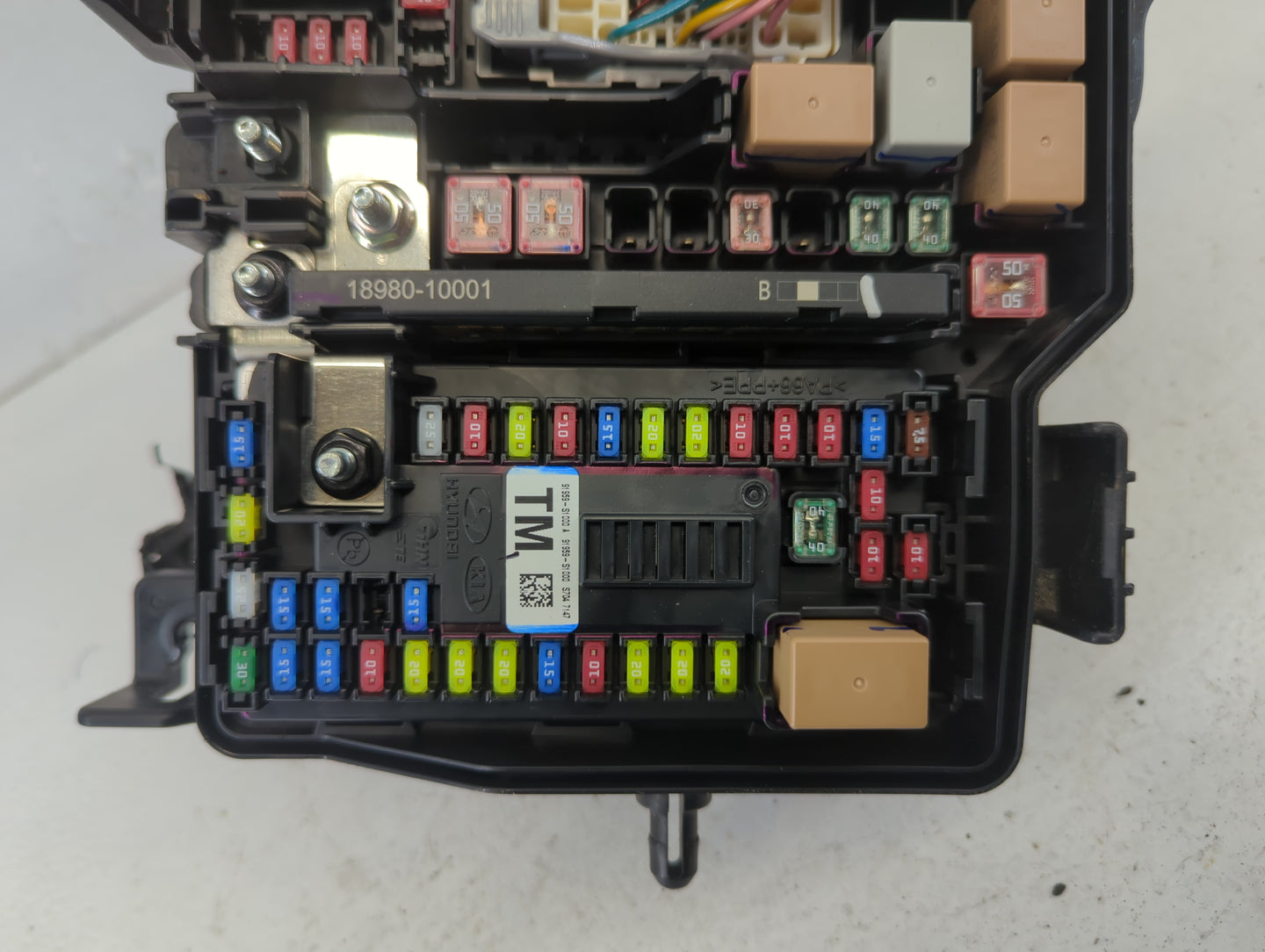 2019-2020 Hyundai Santa Fe Fusebox Fuse Box Panel Relay Module P/N:9120082470TA 91956-S2021 Fits Fits 2019 2020 OEM Used Aut