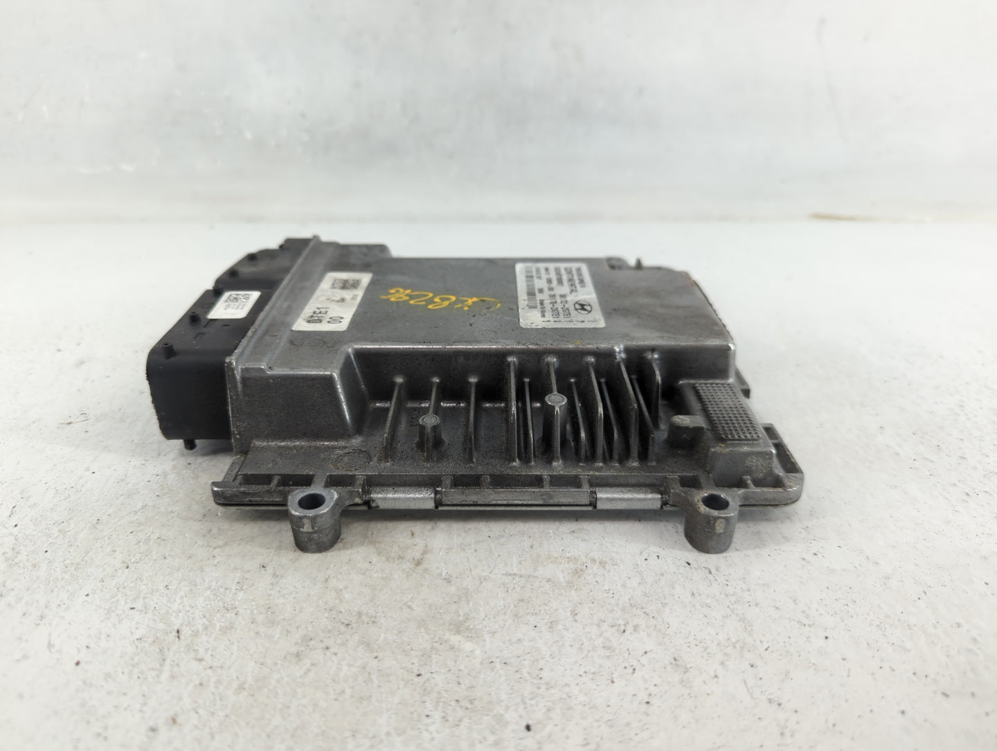 2020 Hyundai Santa Fe PCM Engine Control Computer ECU ECM PCU OEM P/N:39172-2GTE1 39171-2GTC1 Fits OEM Used Auto Parts - Oem