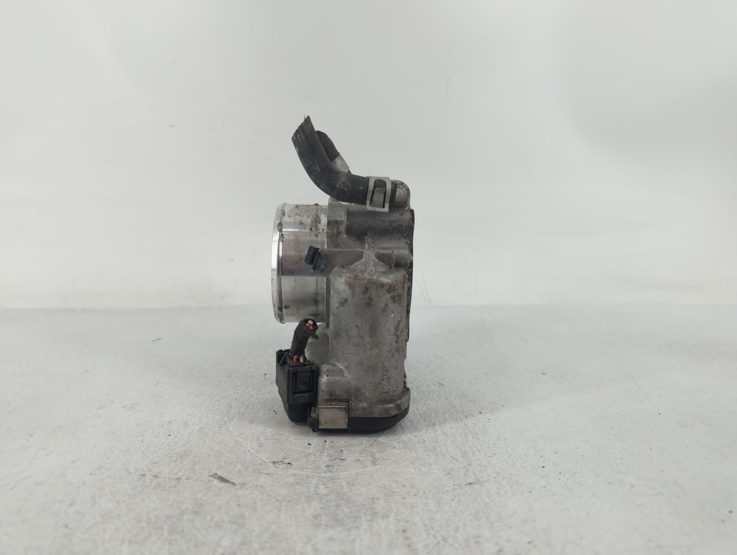 2019-2020 Hyundai Santa Fe Throttle Body P/N:0 280 750 618 Fits Fits 2015 2016 2017 2018 2019 2020 2021 OEM Used Auto Parts 