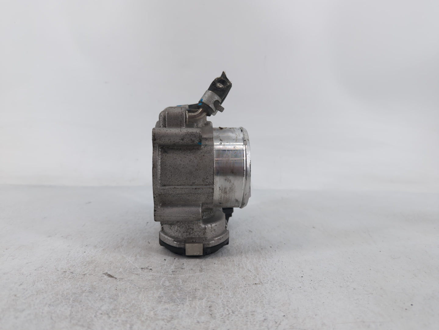 2019-2020 Hyundai Santa Fe Throttle Body P/N:0 280 750 618 Fits Fits 2015 2016 2017 2018 2019 2020 2021 OEM Used Auto Parts 